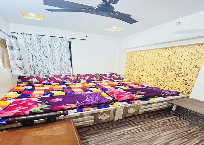 Sanskar Guest House Ujjain