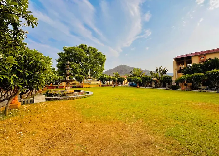 Valley Oasis Udaipur