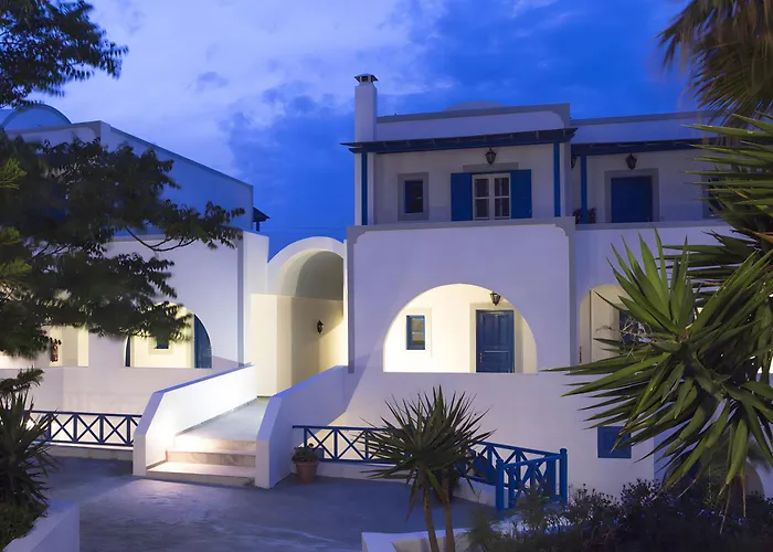 Maistros Village Santorini 5 Star Karterados 