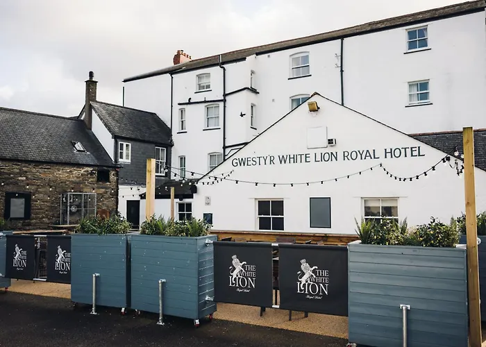 White Lion Royal Hotel Bala