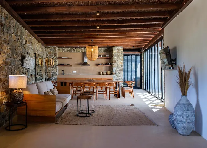 Trinity Mykonos - Beachfront Villa Platys Gialos 