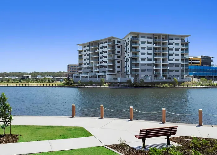Salt At Oceanside Hotel Kawana Waters