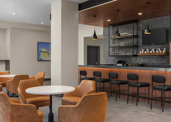 Hyatt Place Mississauga / Airport Corp Center