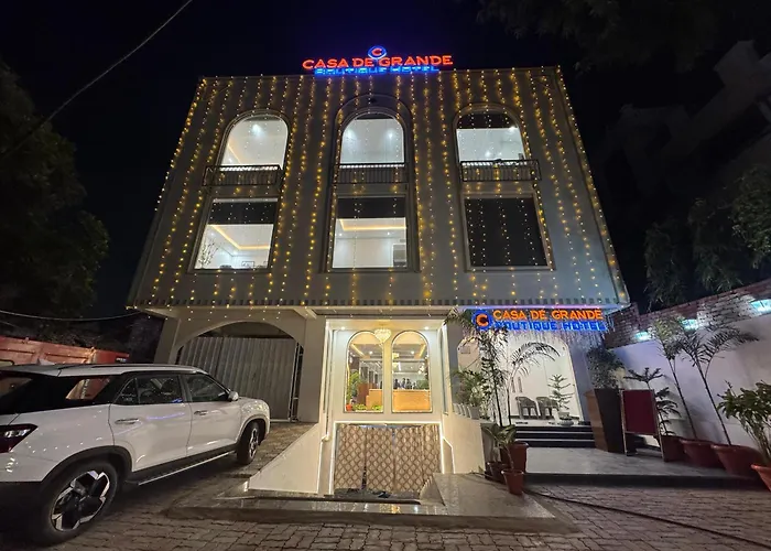 Casa De Grande Hotel Prayagraj