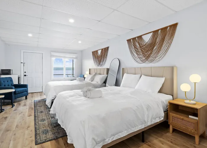 Showboat Hotel Himrod
