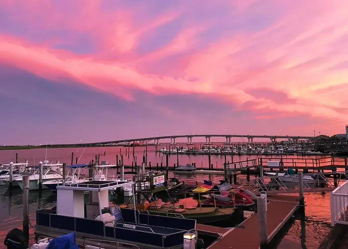 Tavern On The Bay Hotel - Al Capone Suite Somers Point