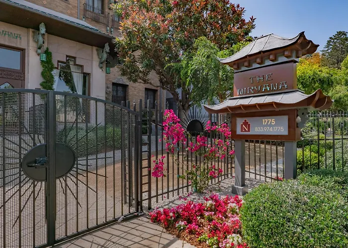 The Nirvana Apartment Hotel Los Angeles