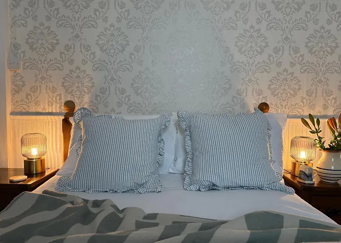 Fairlawn House Hotel Amesbury