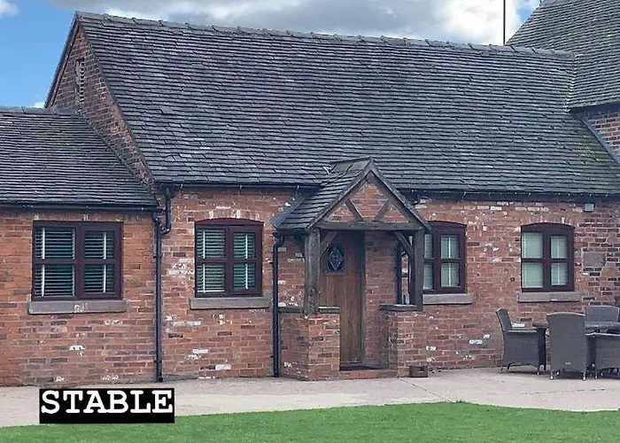 Domvilles Farm Self Catering Courtyard Stable Alsager