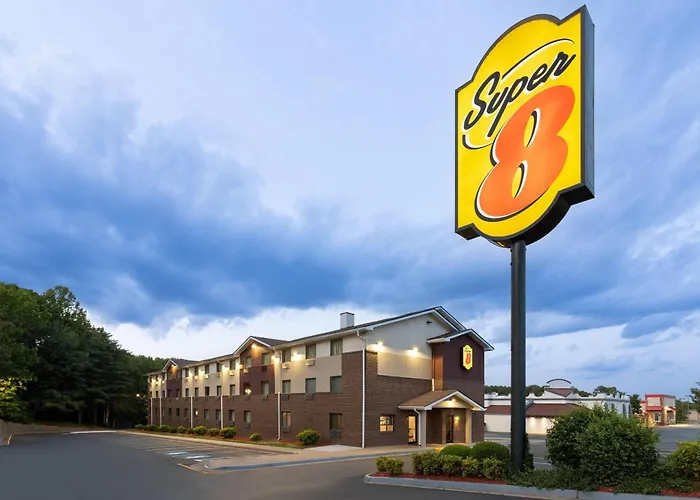 Super 8 By Wyndham Richmond Midlothian Turnpike Hotel