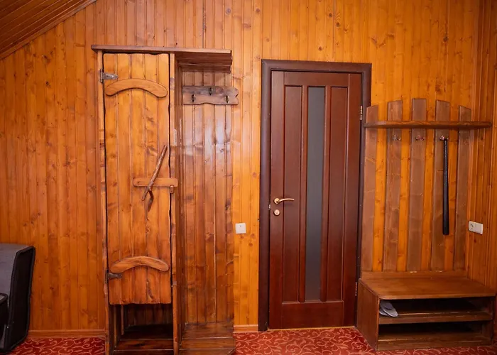 Silveroks Hotel Буковель