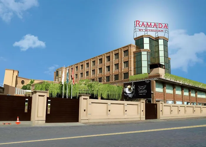 Ramada By Wyndham Multan Hotel