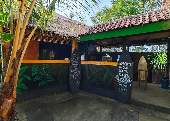 Surf Camp 79 Hotel Kuta 