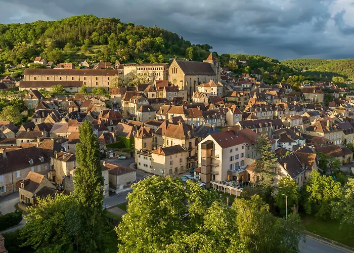 Hotel-Restaurant des Augustins - Cosy Places by CC - Proche Sarlat Saint-Cyprien 