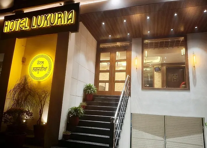 Hotel Luxuria Ludhiana