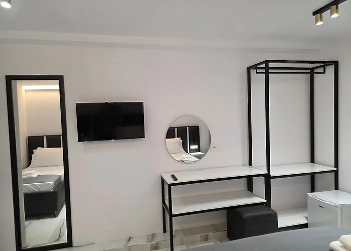 Wait 'N Sea Hotel Himare