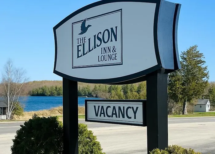 The Ellison Inn & Lounge Ellison Bay