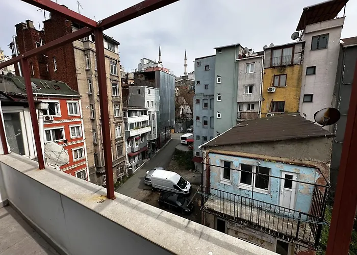 Taksim HOLİDAY İNN SUİTE İstanbul