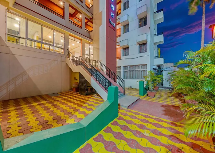 Prakash Regency, Satara Hotel