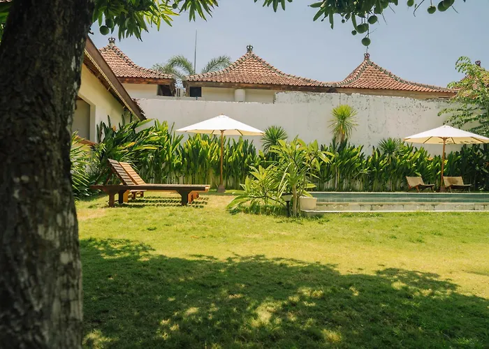 Confidential Mandalika Beachfront Hotel Kuta 