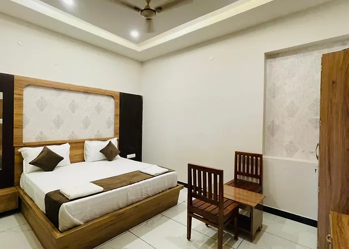 Hotel Pushkar Town