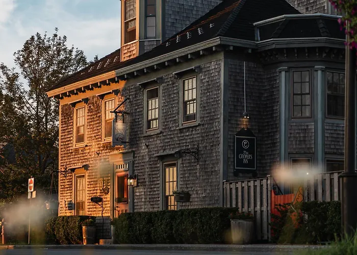 The Cooper'S Inn Shelburne
