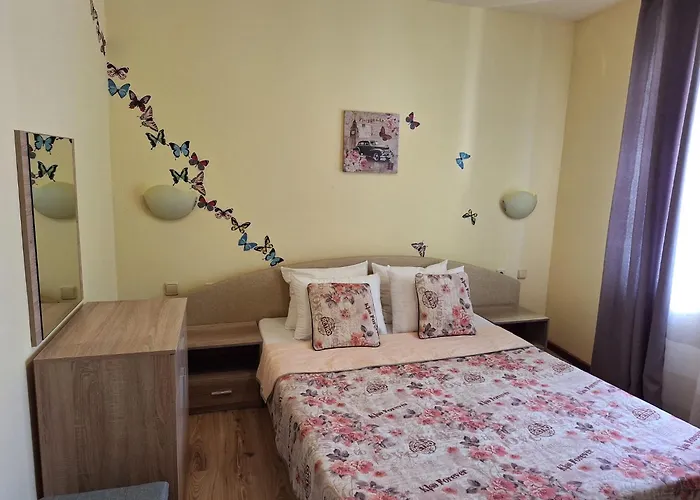 Guest Rooms Flirt Golden Sands