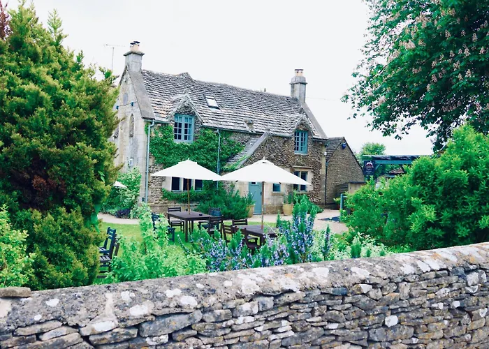 The Ragged Cot Hotel Minchinhampton