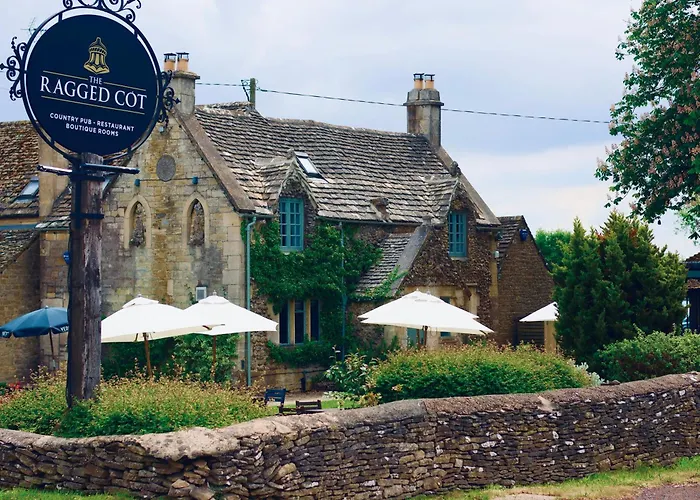 The Ragged Cot Hotel Minchinhampton