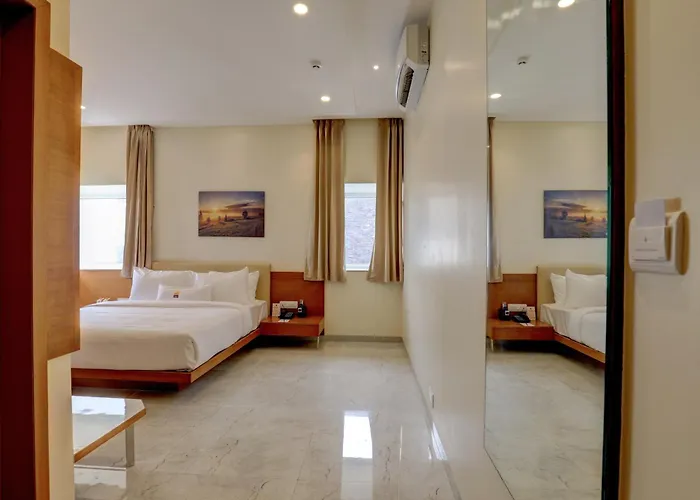 Tattwa Grand Hotel Yelahanka