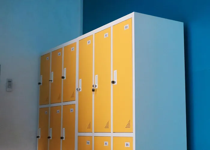 Tamu Capsule Hotel Kejayan