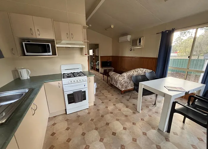Governors Hill Carapark Goulburn