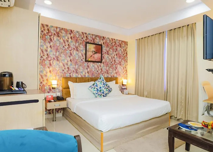 Hyphen Haridwar Grand Hotel