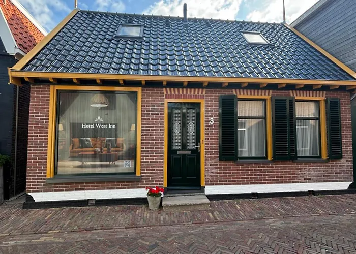 Hotel West Inn Aan Zee Den Oever