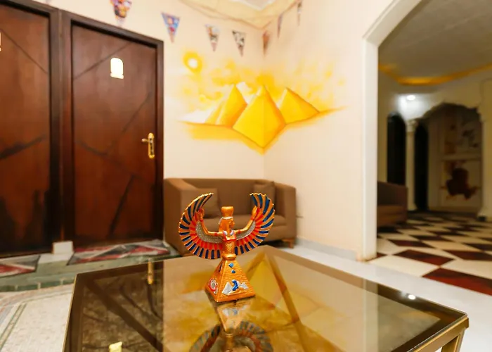 Nefertiti By Pyramids Hotel Cairo