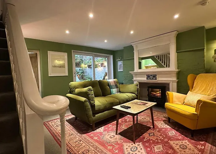 Thomas Kemp Suite Brighton