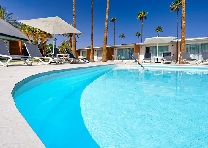 Sanom Beach Resort By Youroom Only Adults Maspalomas 
