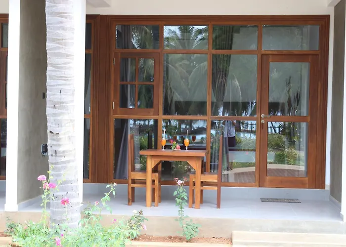 High Park Hotel Nilaveli