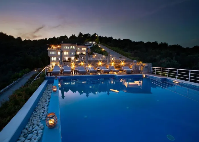 GoldenHill Studios&apartments Skiathos