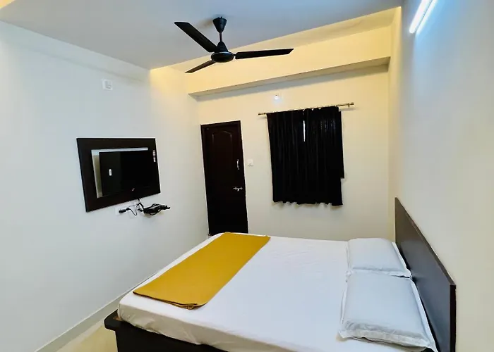 Cosmo Lodge Mangalore