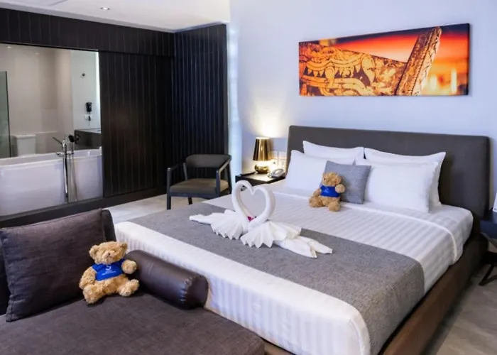 S Ratchada Leisure Hotel กรุงเทพมหานคร