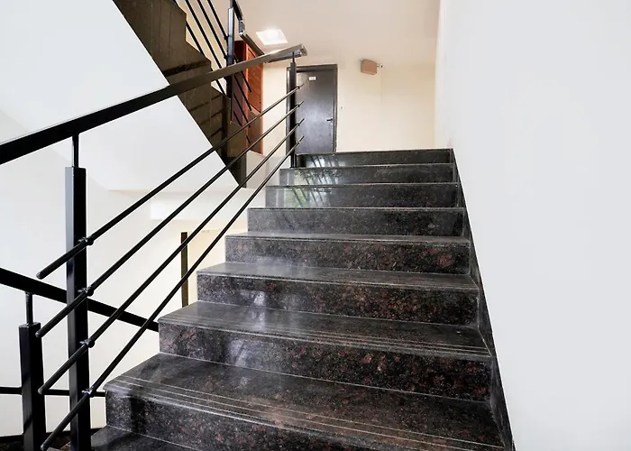 Fabhotel Kamran Residency - Nr Lbs Marg Mumbai
