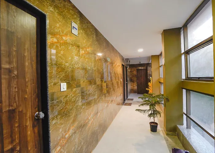 Fabhotel Relax - Opp Hotel Leela Gandhinagar