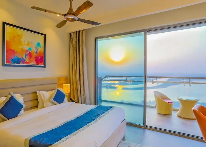 Hotel Livbox At Supernova Noida