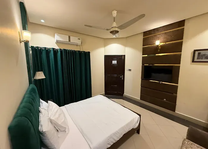 Shelton Accommodator Peshawar