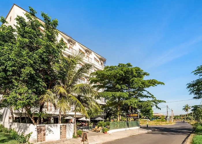 Ha Ocean Front Hotel And Apartment Hoi An