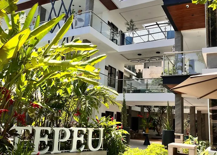 Hotel Tepeu Flores