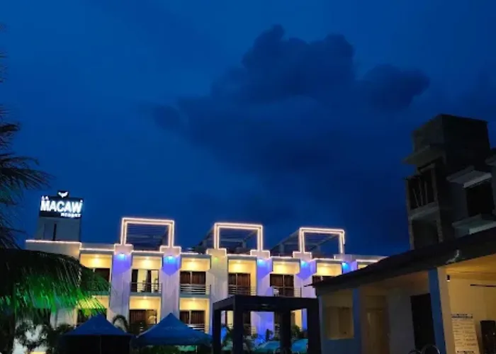 La Macaw Resort Tajpur