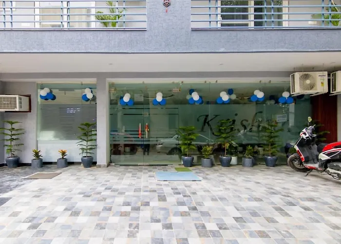 Hotel Manakamna Sector 39, Medicity Gurgaon