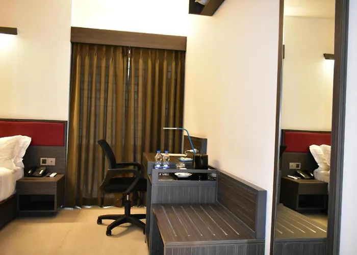 Spring Hill Hotel And Service Apartments Dakka